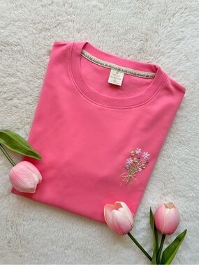 Hello Athenas Women’s Hand Embroidered Pima Cotton Tee Short Sleeve Bubblegum